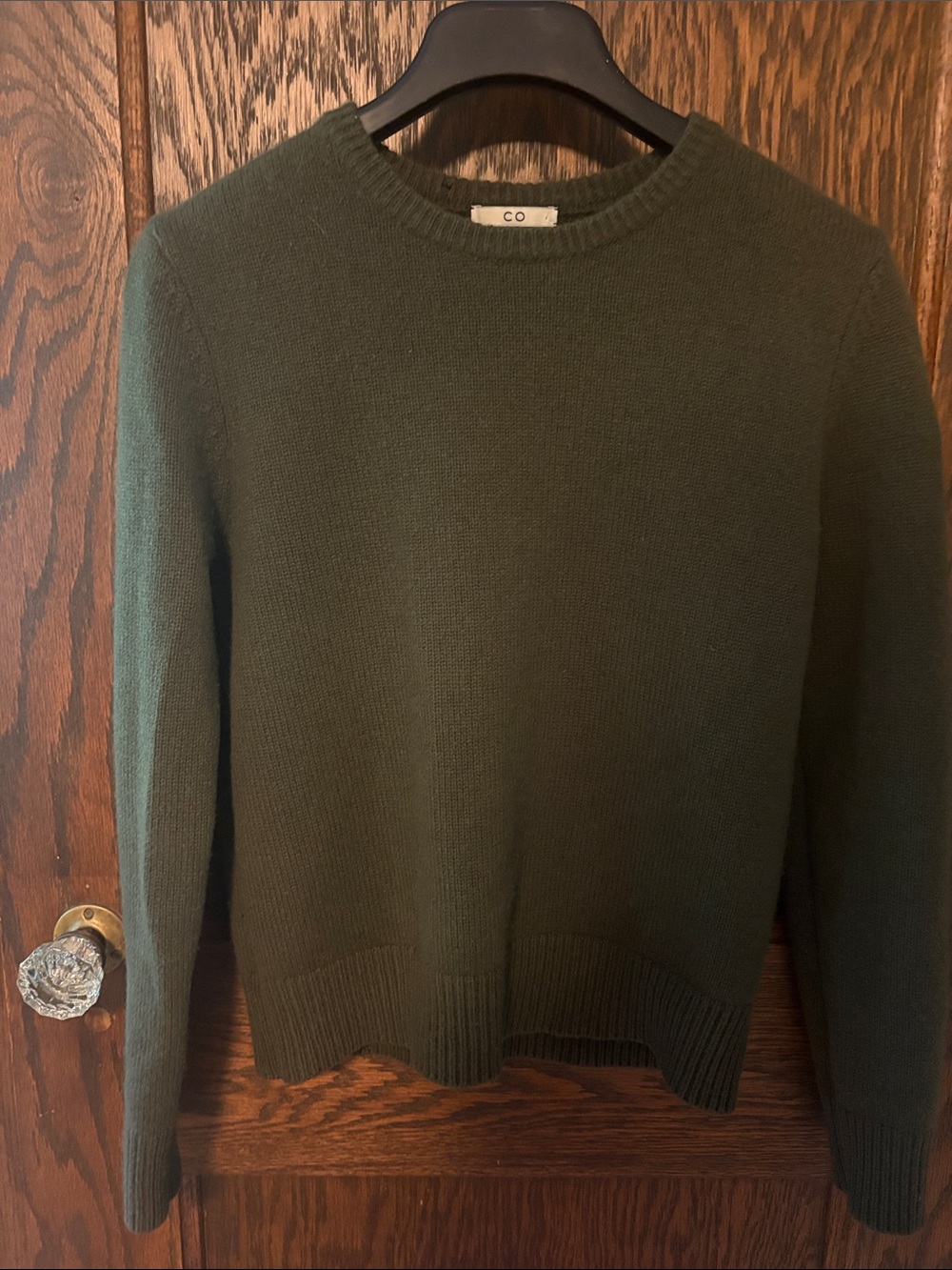 CO women’s Forest Green 100% cashmere Crewneck Sweater; medium